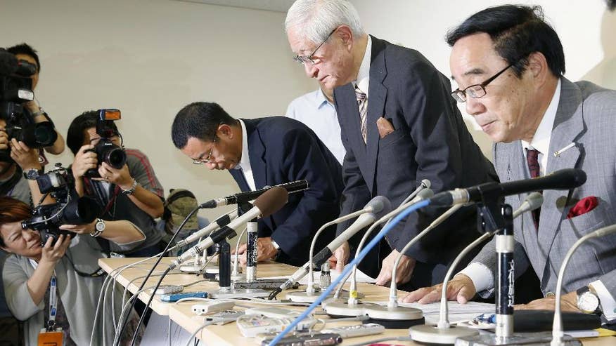 Deflating Footballs Other Sports-2.jpg